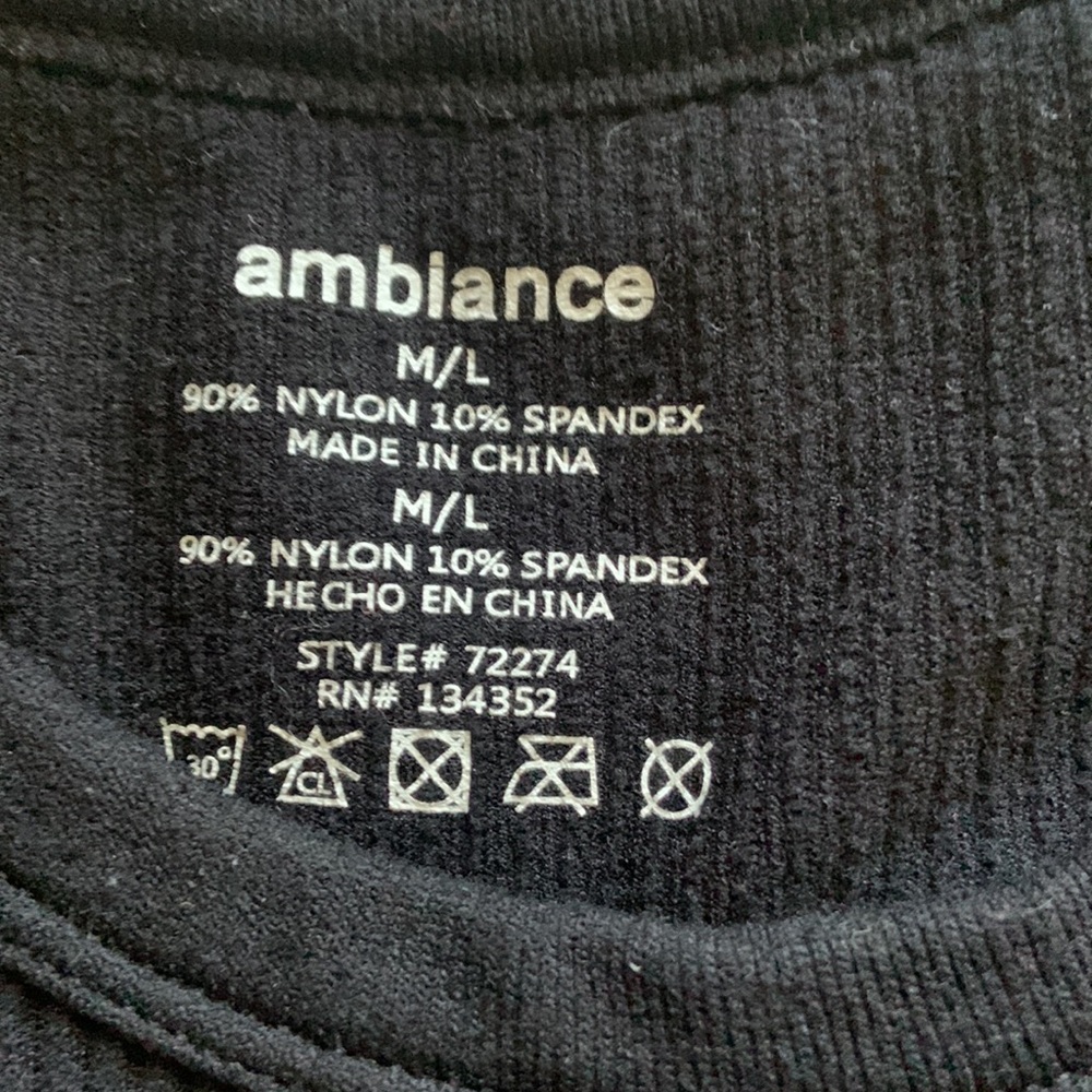 never worn - Picture 2 of 3